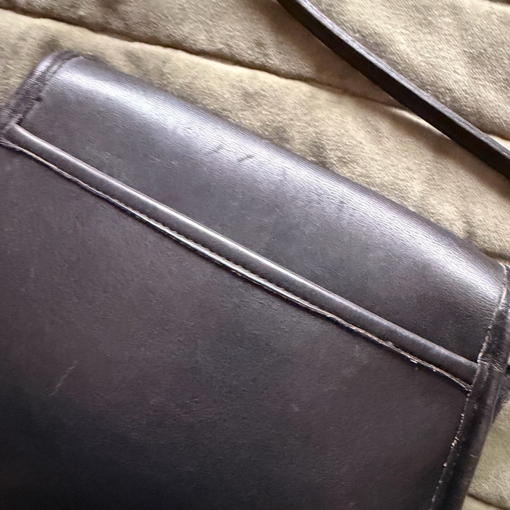 Coach vintage Lindsay Black Leather Crossbody Bag - Picture 6 of 8